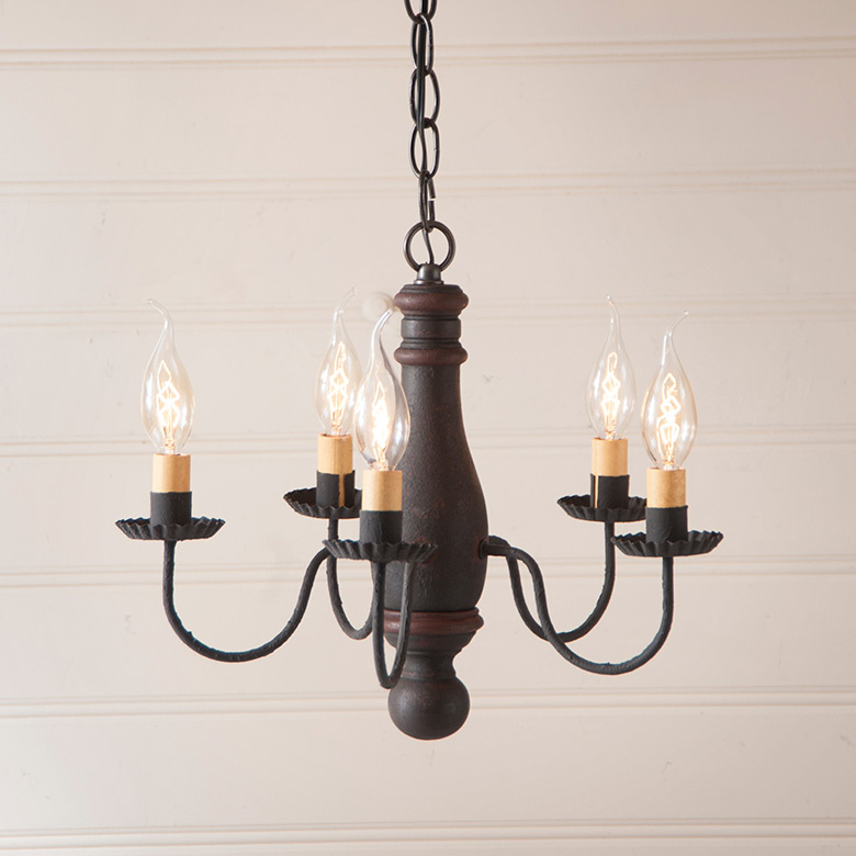5-Arm Bed and Breakfast Wood Chandelier in Hartford Black with Red Stripe